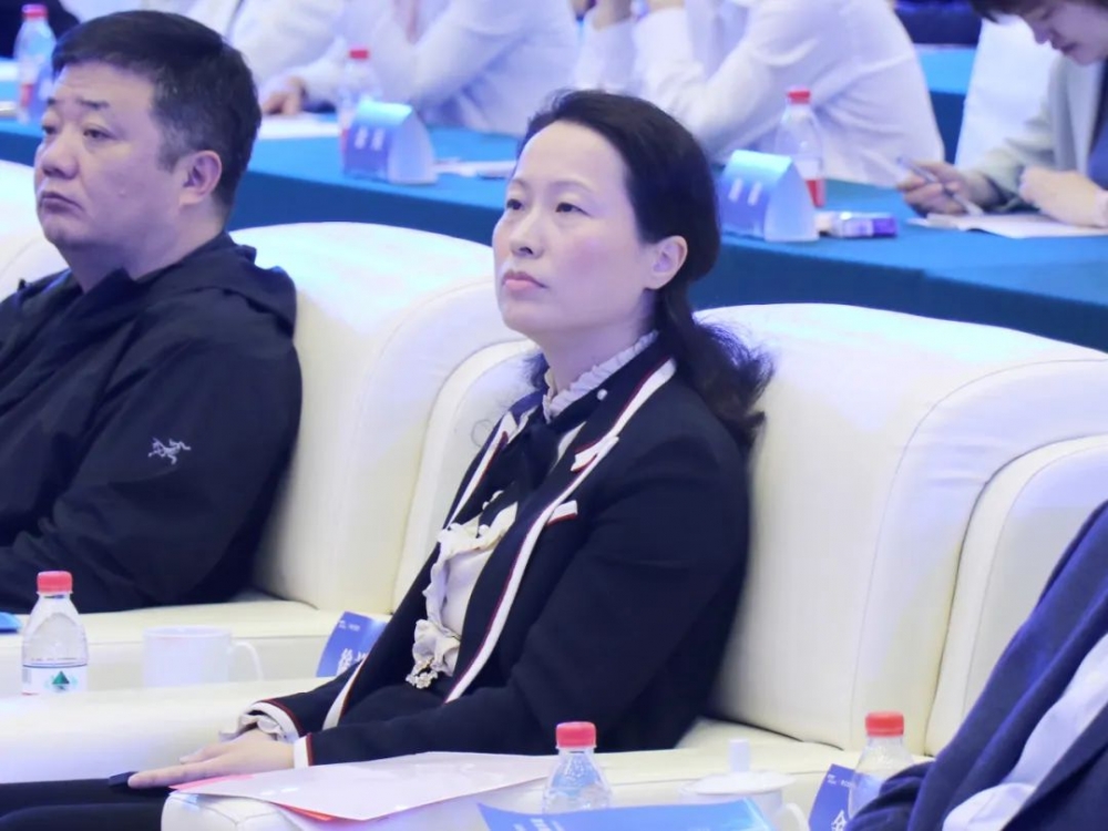 共赢未来！DB旗舰官方股份受邀参加“电e金服”推介会暨绿色订单融资服务启动会